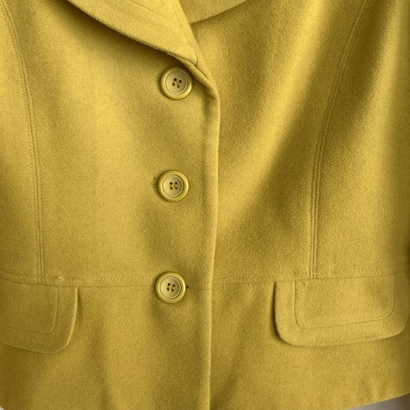 Harve Benard Coat - Picture 8 of 11